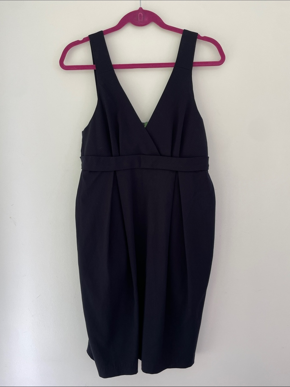 Tulle Navy Blue V-Neck Sleeveless Sheath Dress Medium